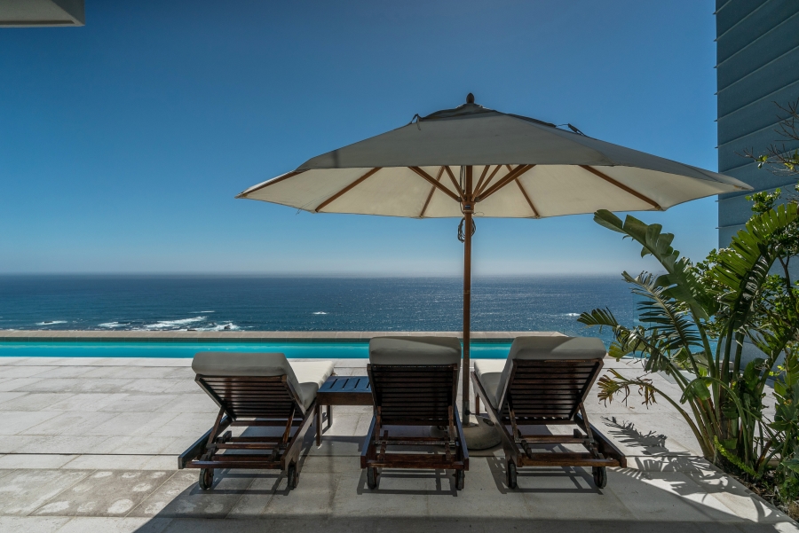 5 Bedroom Property for Sale in Clifton Western Cape